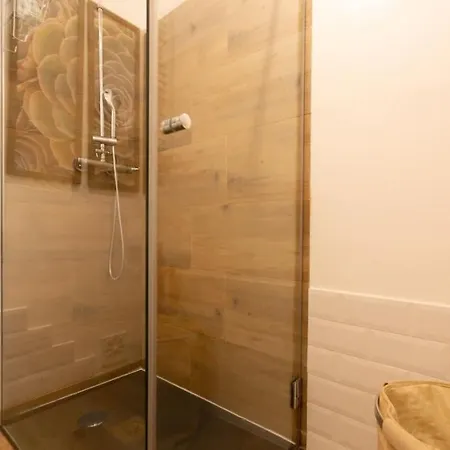 Beachome4u4 / Carcavelos Apartamento *