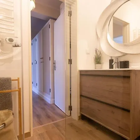 Beachome4u4 / Carcavelos * Parede