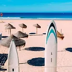 Beachome4u4 / Carcavelos Διαμέρισμα *