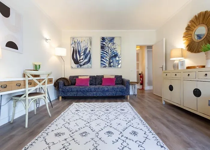 公寓 Beachome4u4 / Carcavelos 帕雷迪